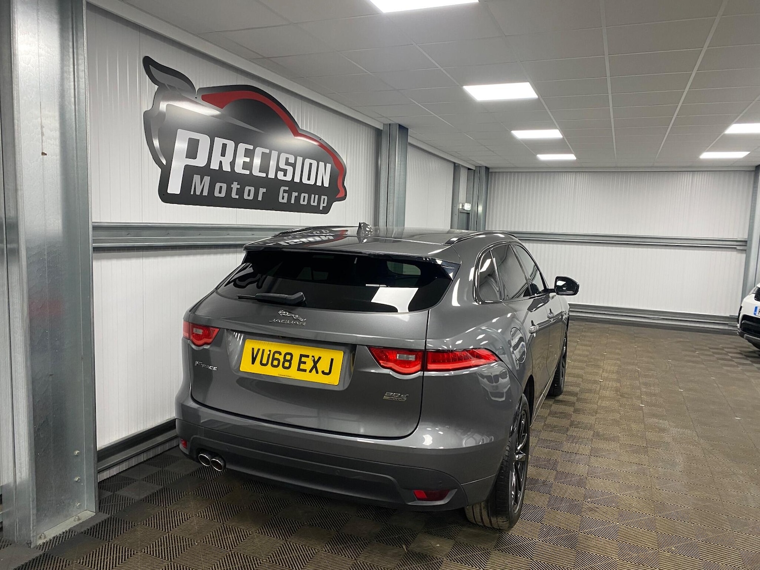 Used Jaguar F-Pace 2018 for sale - 76964403: Photo 27