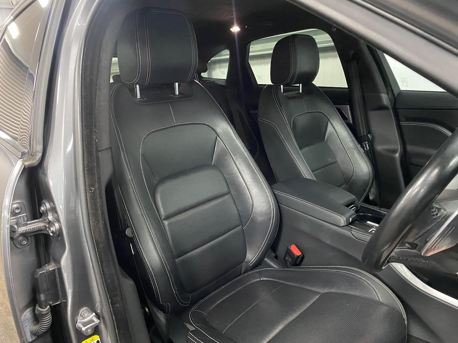 Used Jaguar F-Pace 2018 for sale - 76964403: Photo 30