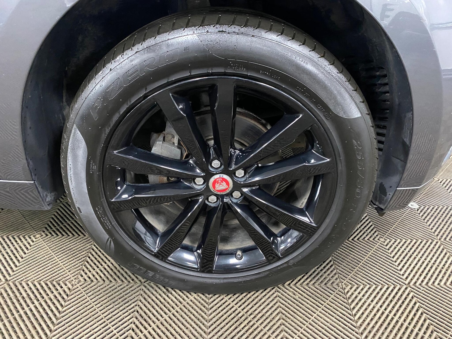 Used Jaguar F-Pace 2018 for sale - 76964403: Photo 37