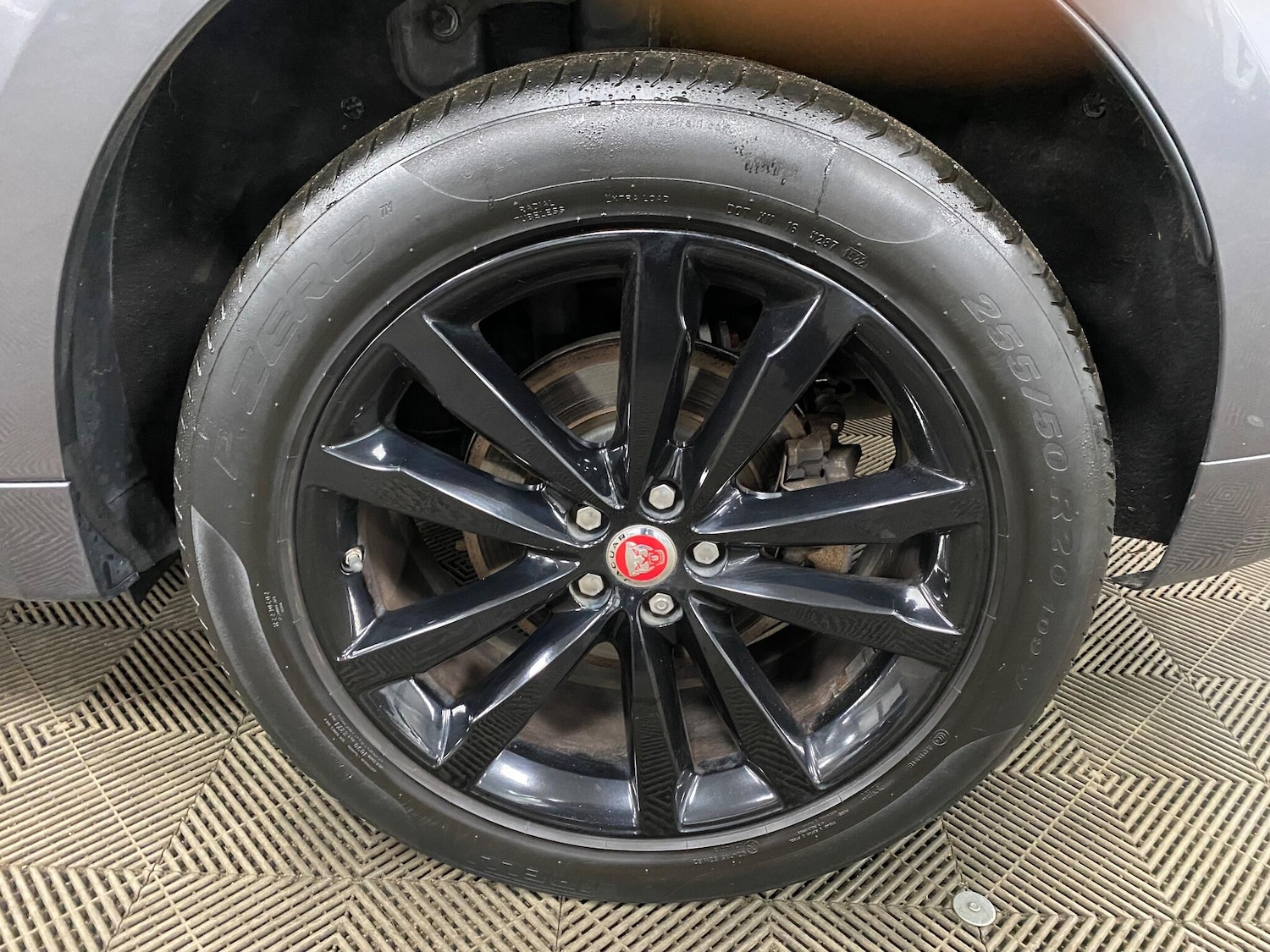 Used Jaguar F-Pace 2018 for sale - 76964403: Photo 38