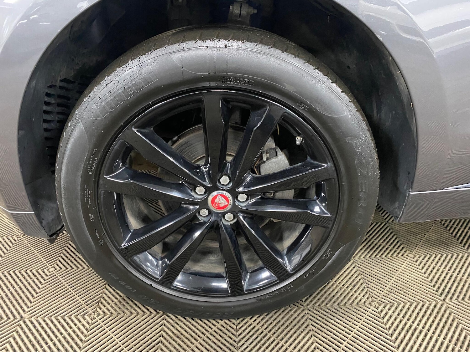 Used Jaguar F-Pace 2018 for sale - 76964403: Photo 39