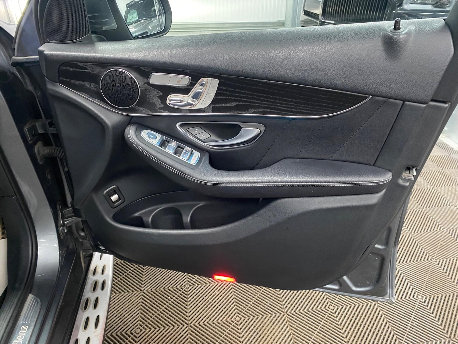 Used Mercedes-Benz GLC for sale - 77683773: Photo 50