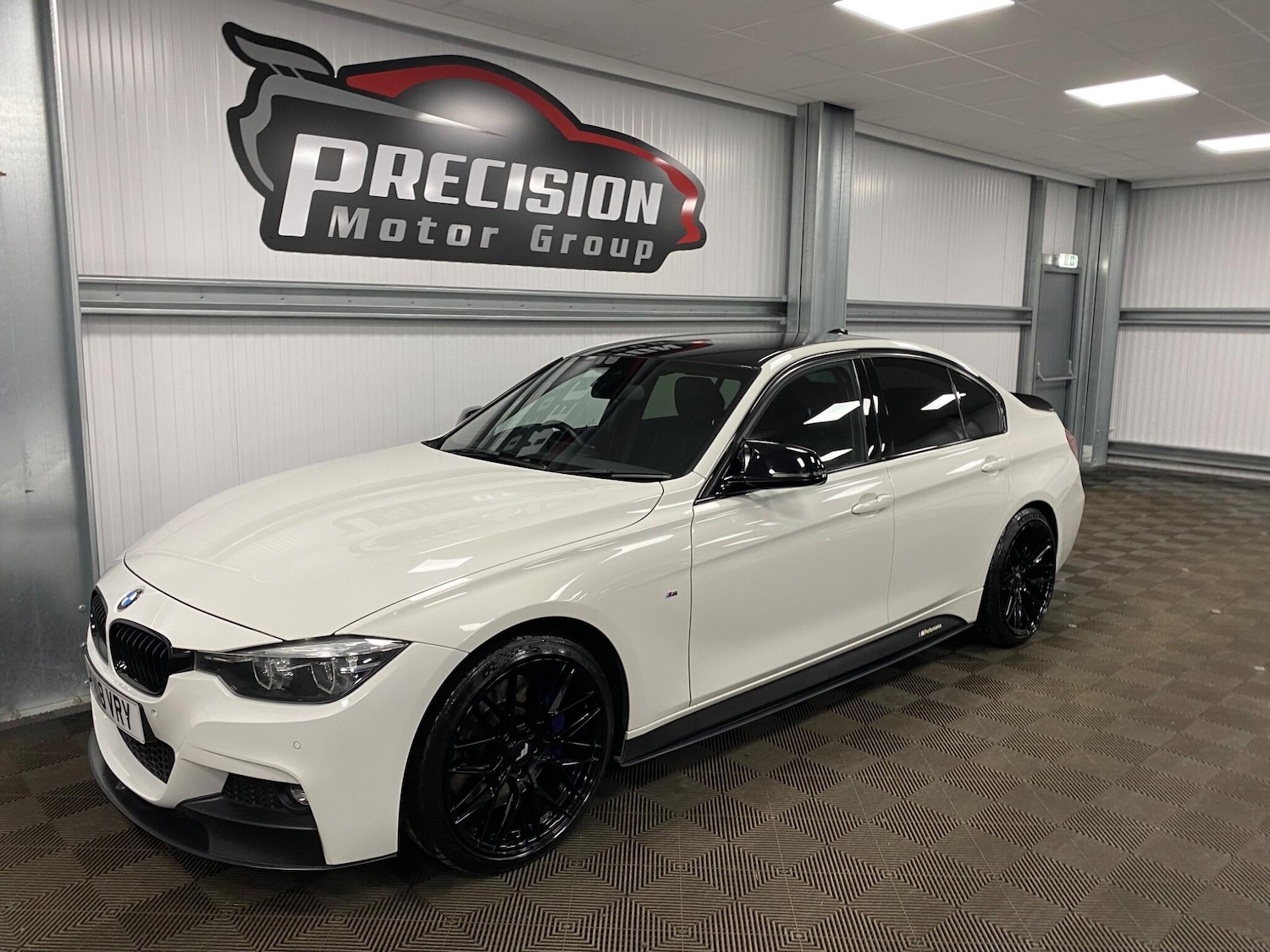 Used BMW 3 Series 2018 for sale - 76361393: Photo 10