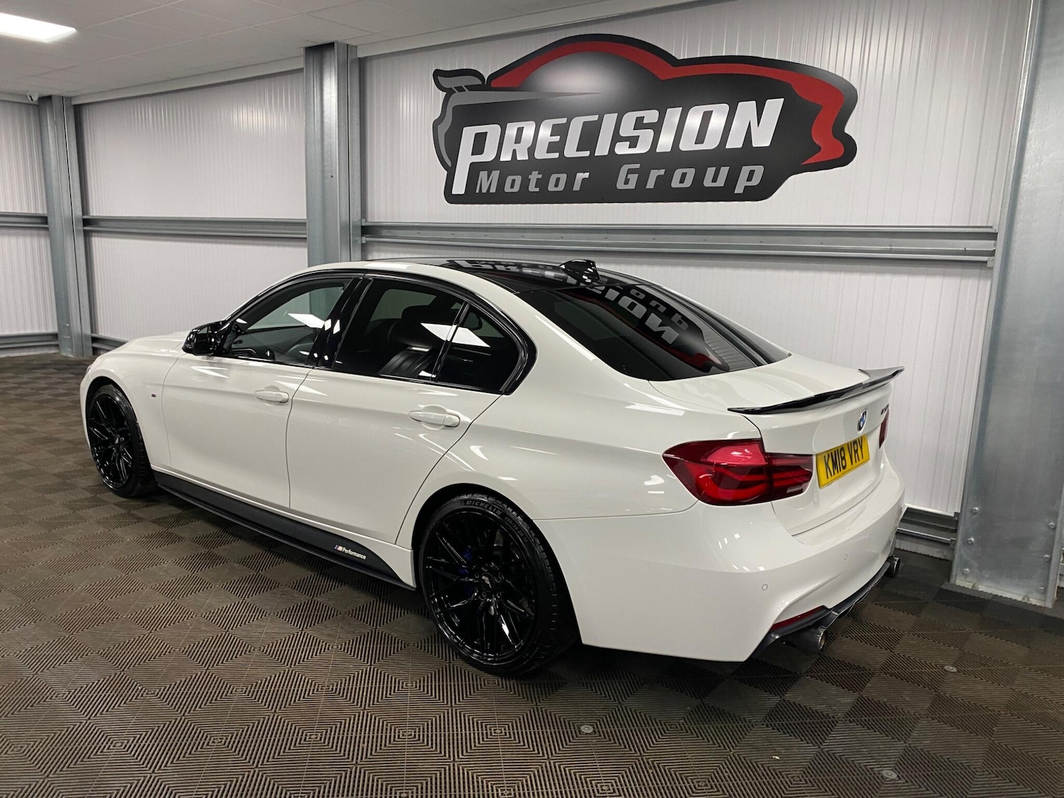Used BMW 3 Series 2018 for sale - 76361393: Photo 16
