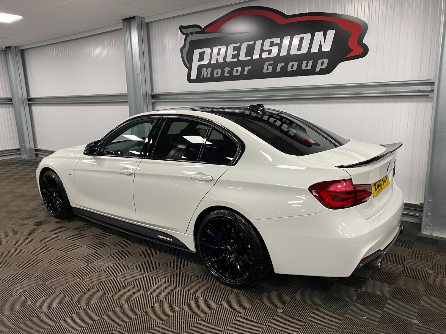Used BMW 3 Series 2018 for sale - 76361393: Photo 17