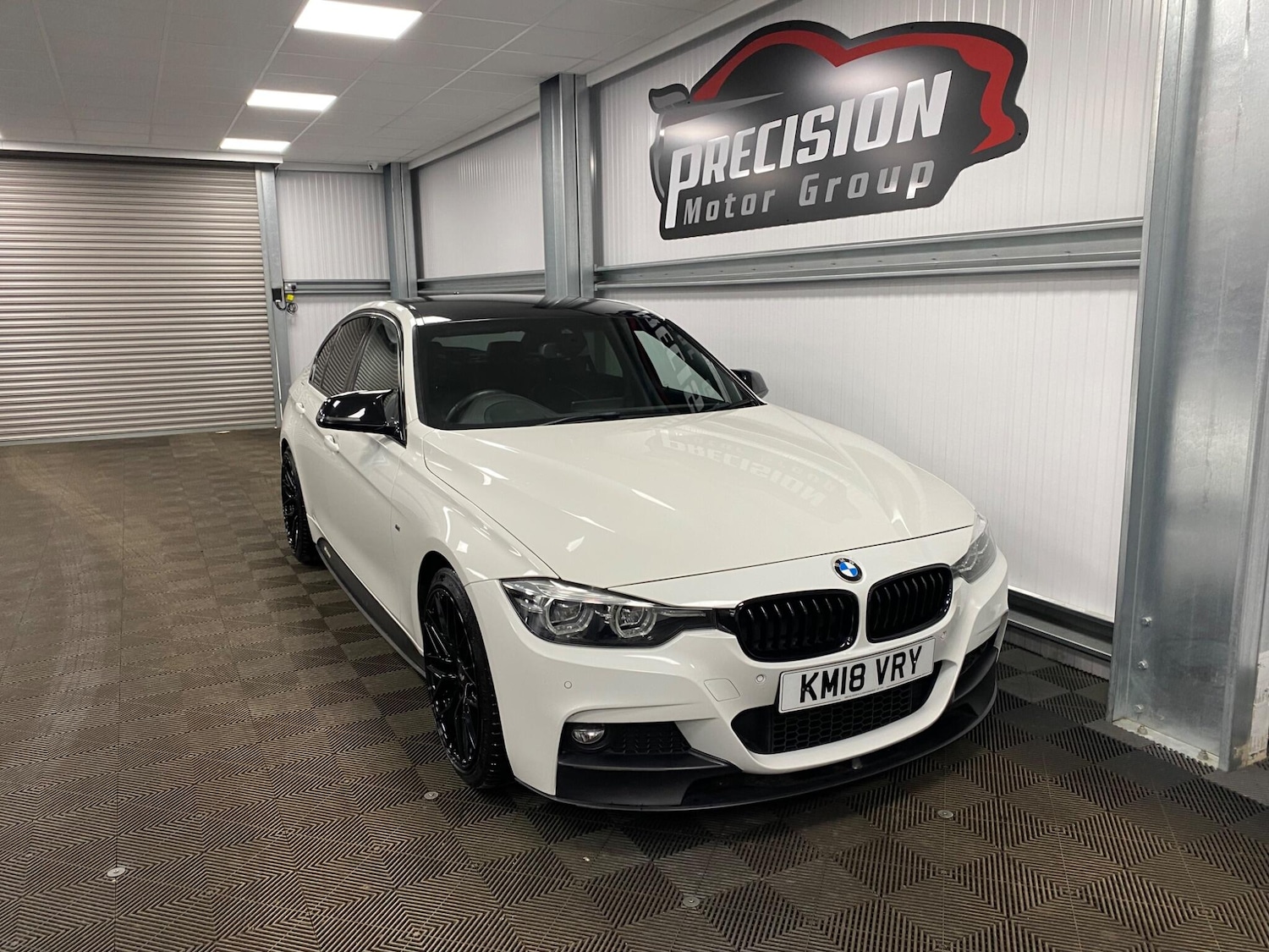 Used BMW 3 Series 2018 for sale - 76361393: Photo 2