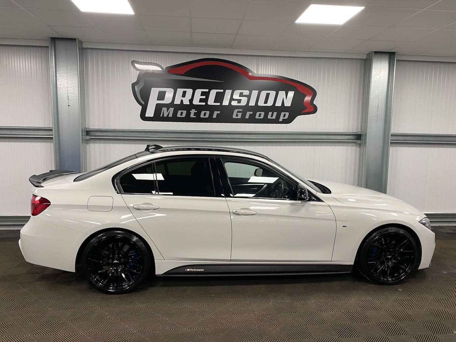 Used BMW 3 Series 2018 for sale - 76361393: Photo 30