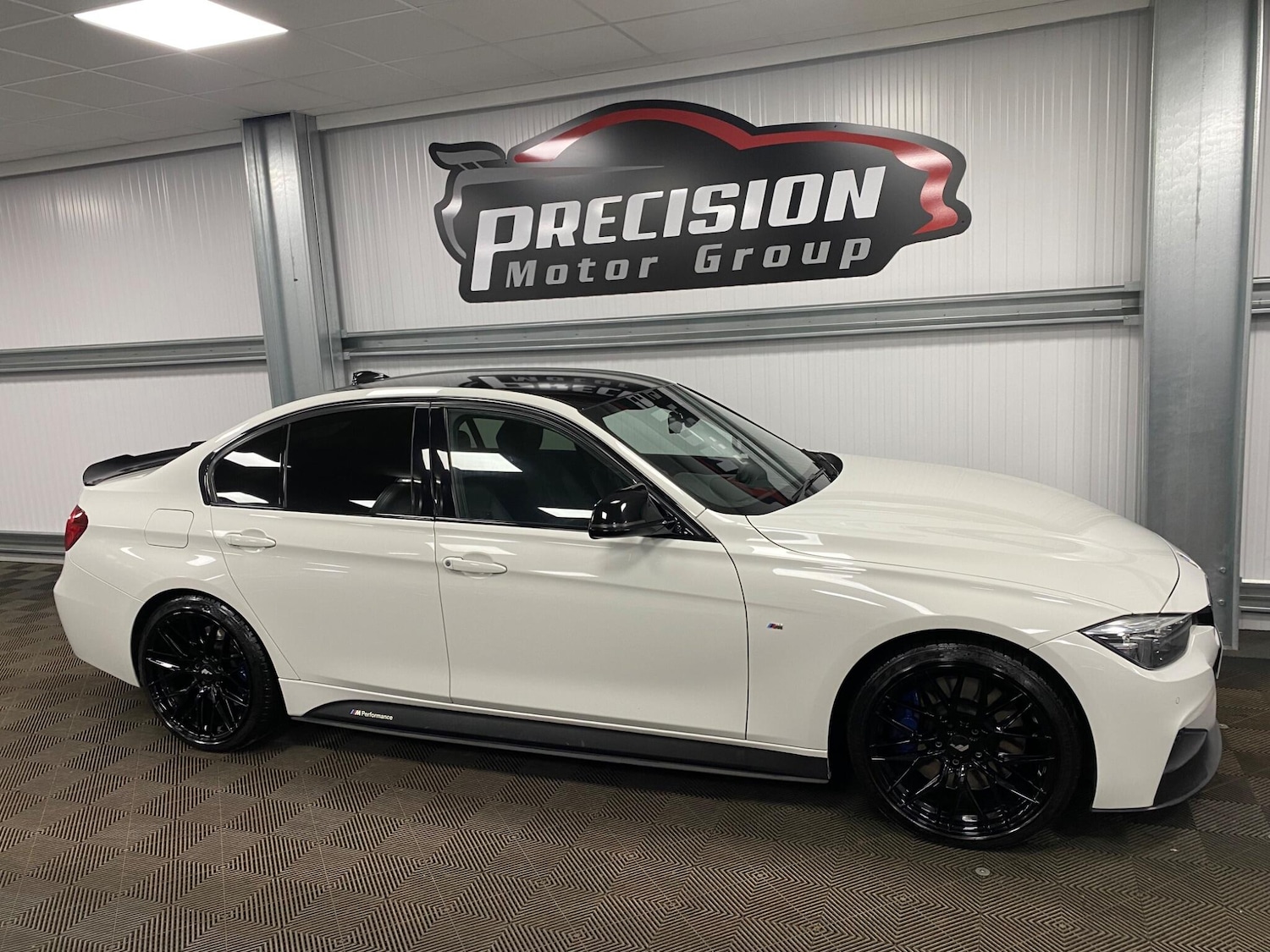 Used BMW 3 Series 2018 for sale - 76361393: Photo 33