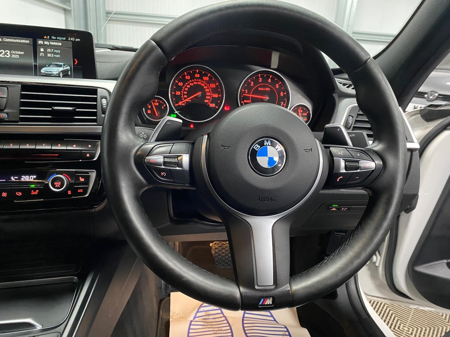 Used BMW 3 Series 2018 for sale - 76361393: Photo 38