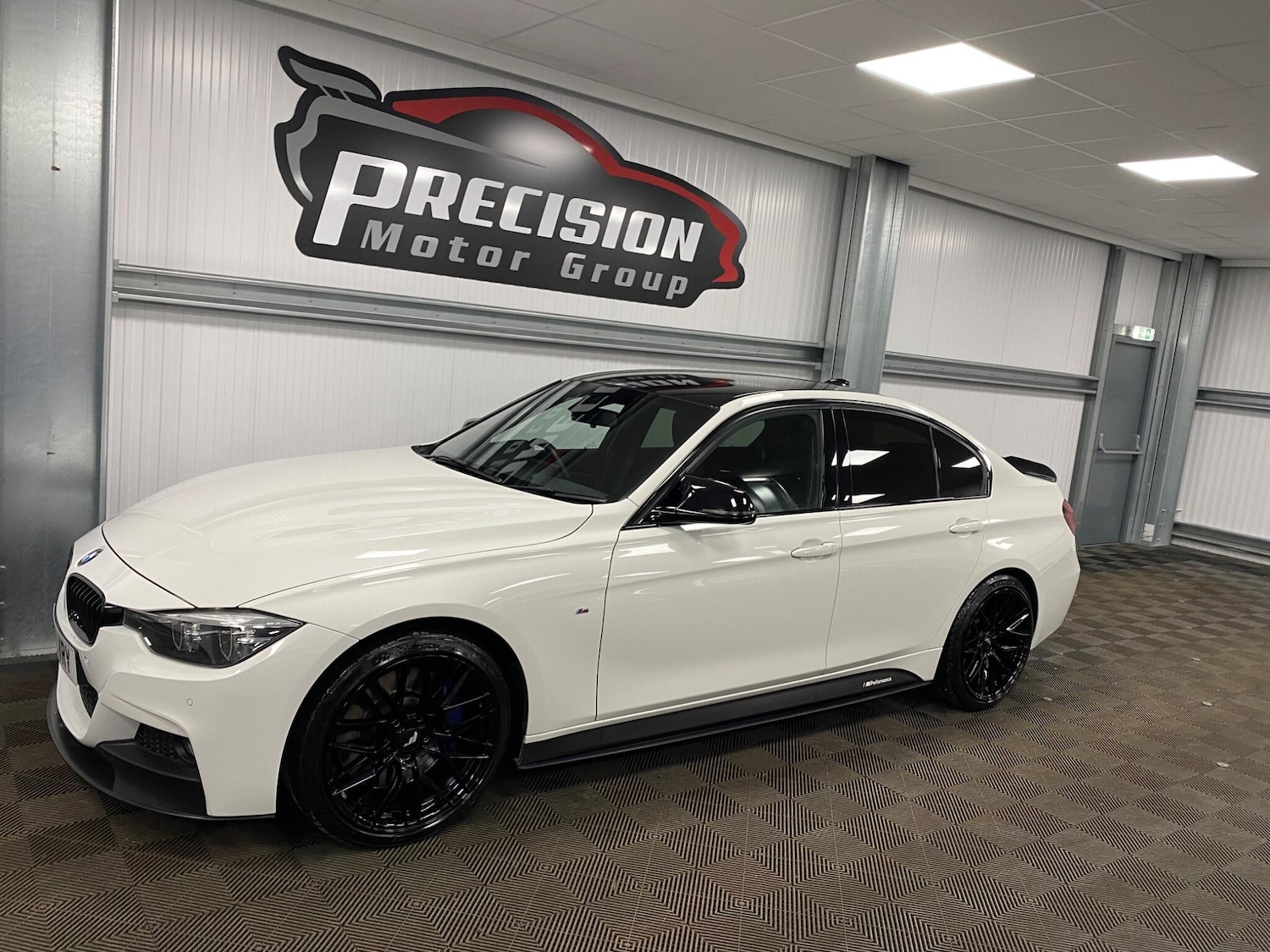 Used BMW 3 Series 2018 for sale - 76361393: Photo 5
