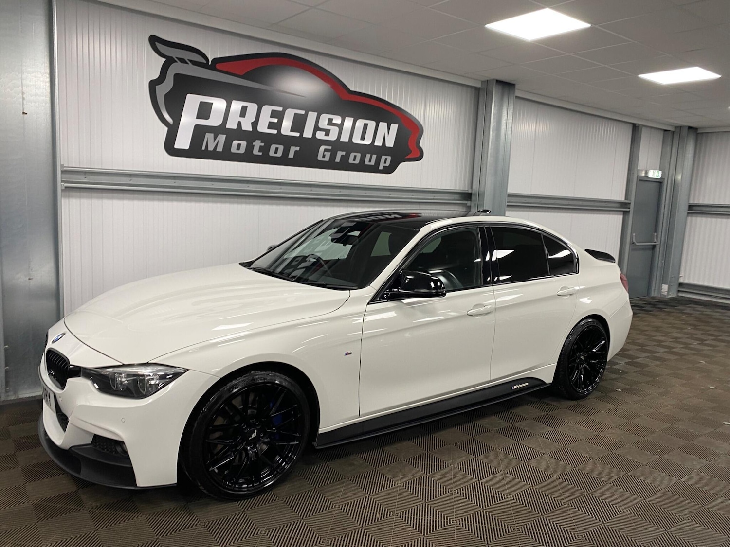 Used BMW 3 Series 2018 for sale - 76361393: Photo 8
