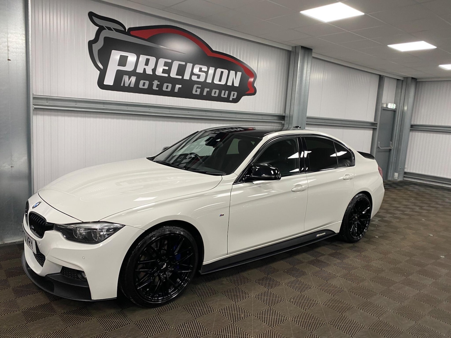 Used BMW 3 Series 2018 for sale - 76361393: Photo 9