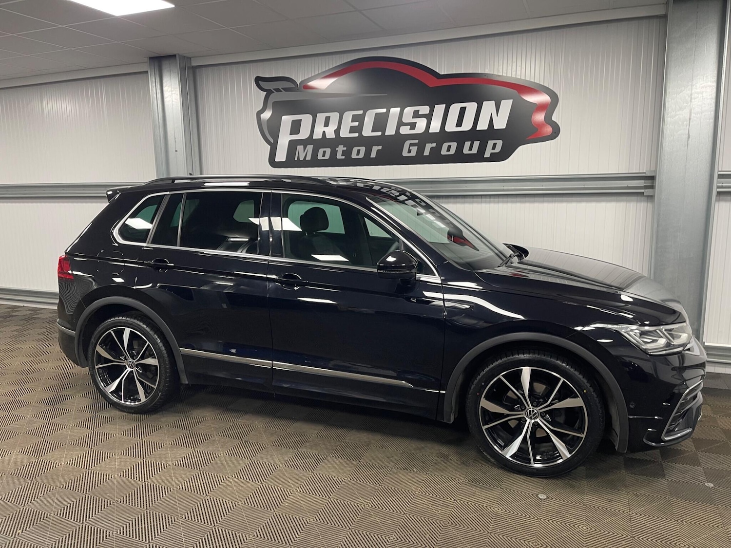 Used Volkswagen Tiguan 2020 for sale - 77925548: Photo 32