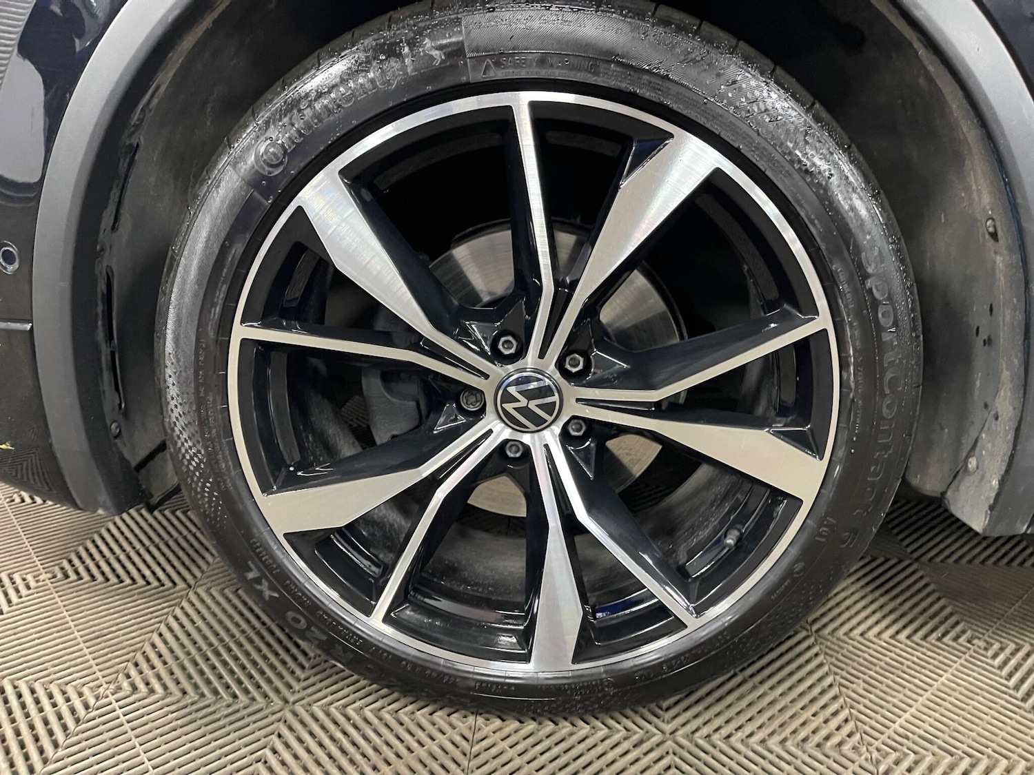 Used Volkswagen Tiguan 2020 for sale - 77925548: Photo 56