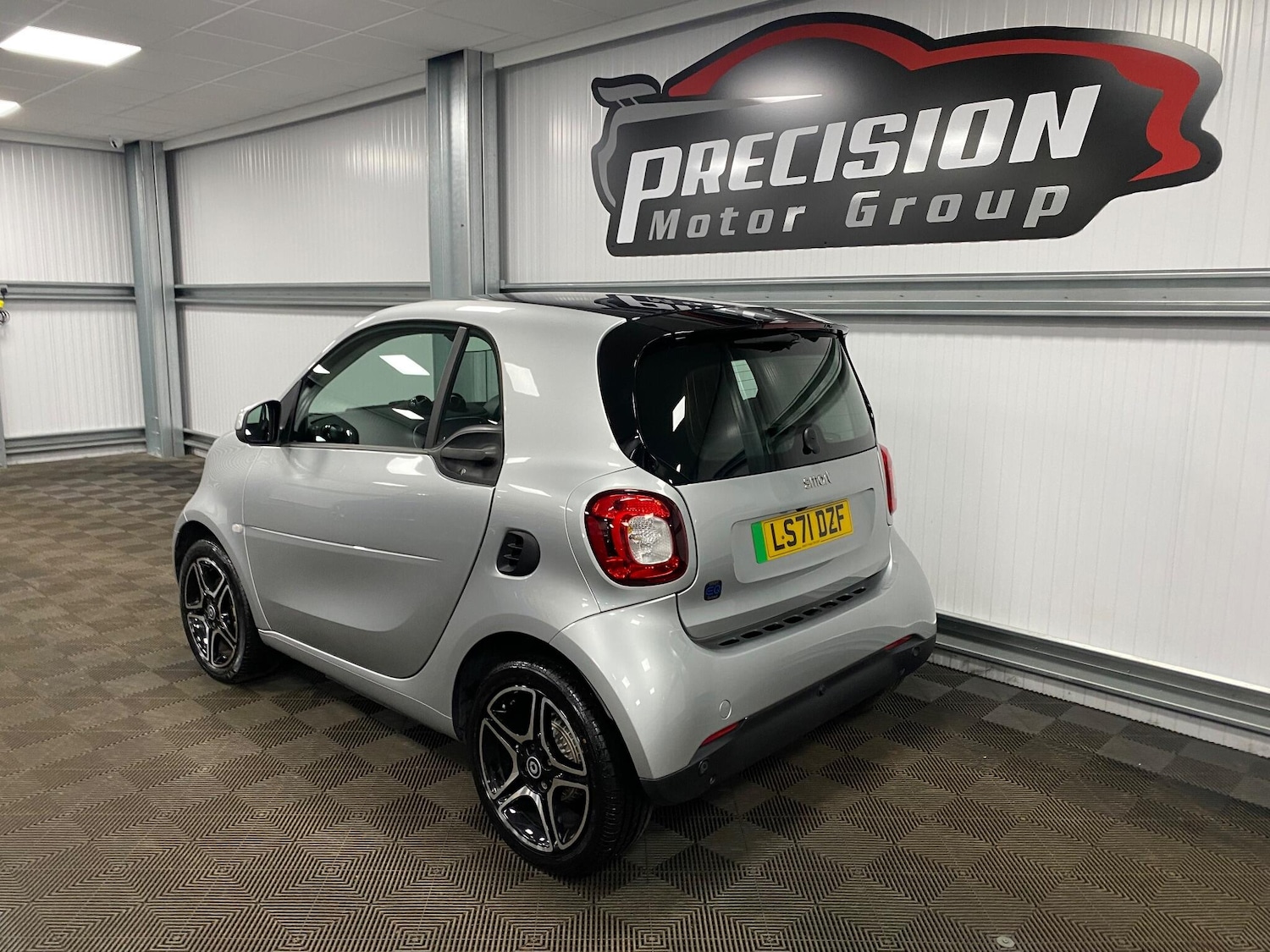 Used smart fortwo 2021 for sale - 76512707: Photo 16