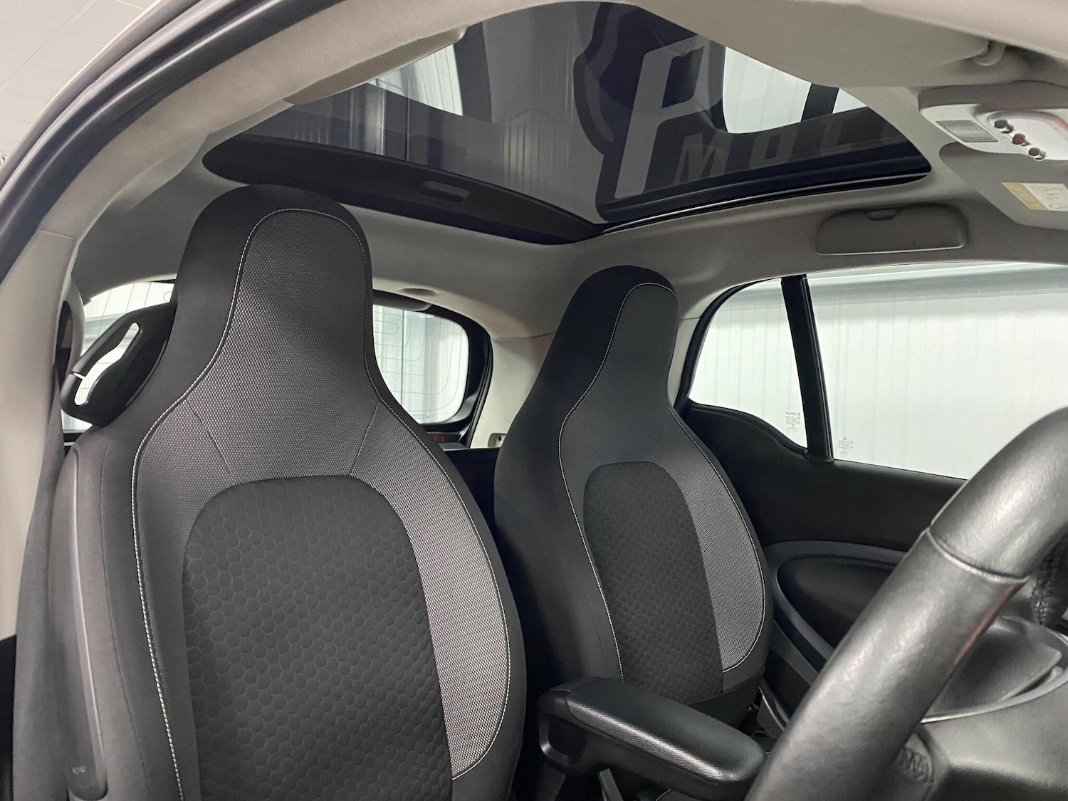 Used smart fortwo 2021 for sale - 76512707: Photo 30