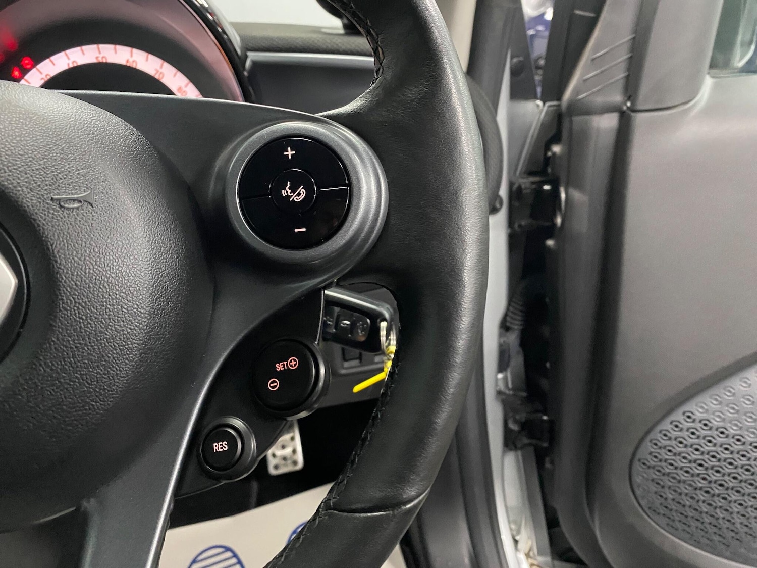 Used smart fortwo 2021 for sale - 76512707: Photo 39