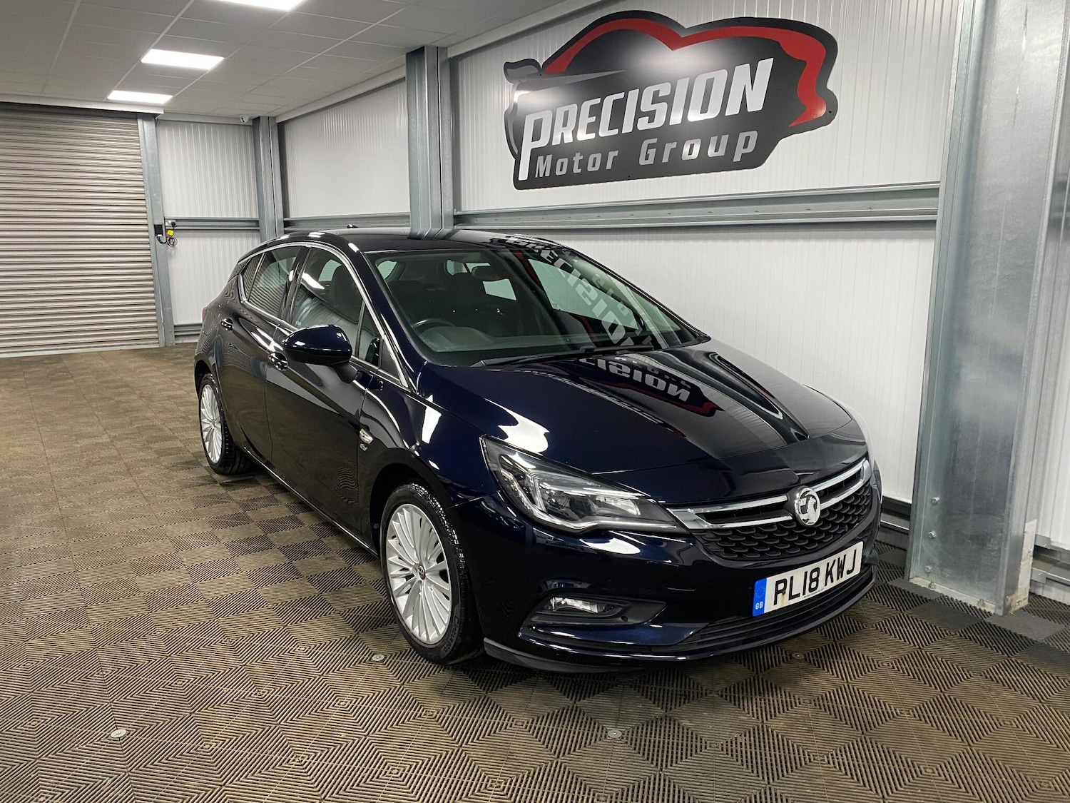 Used Vauxhall Astra 2018 for sale - 77091264: Photo 1