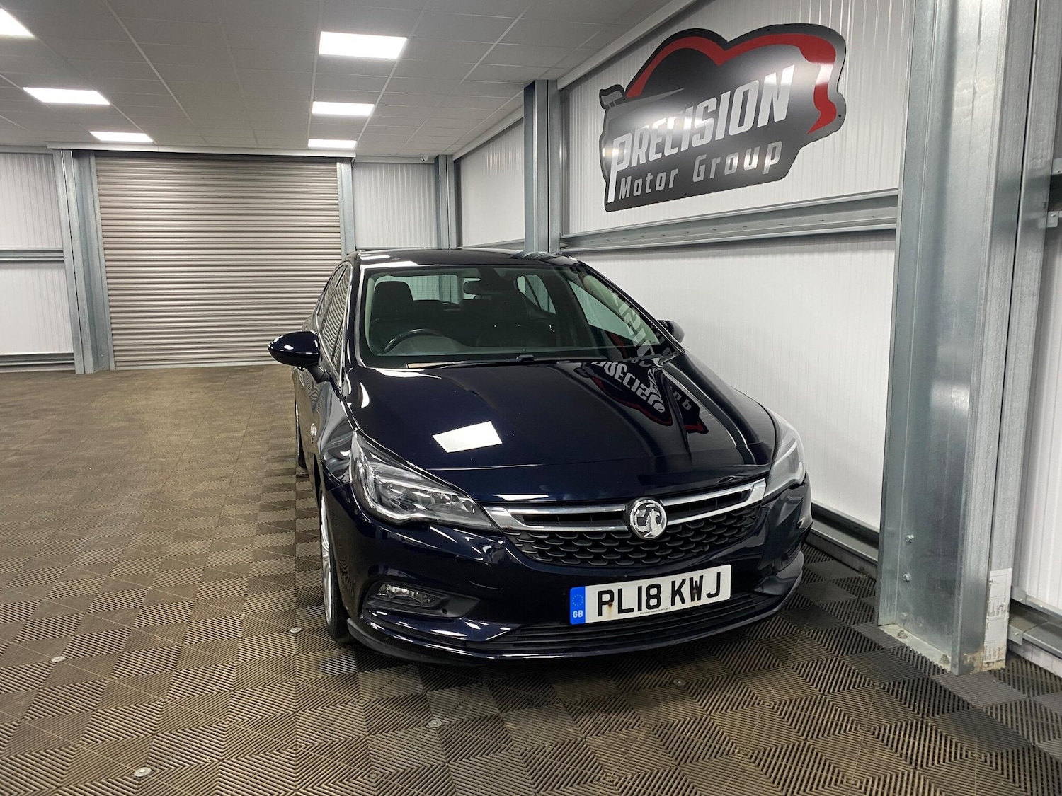 Used Vauxhall Astra 2018 for sale - 77091264: Photo 2