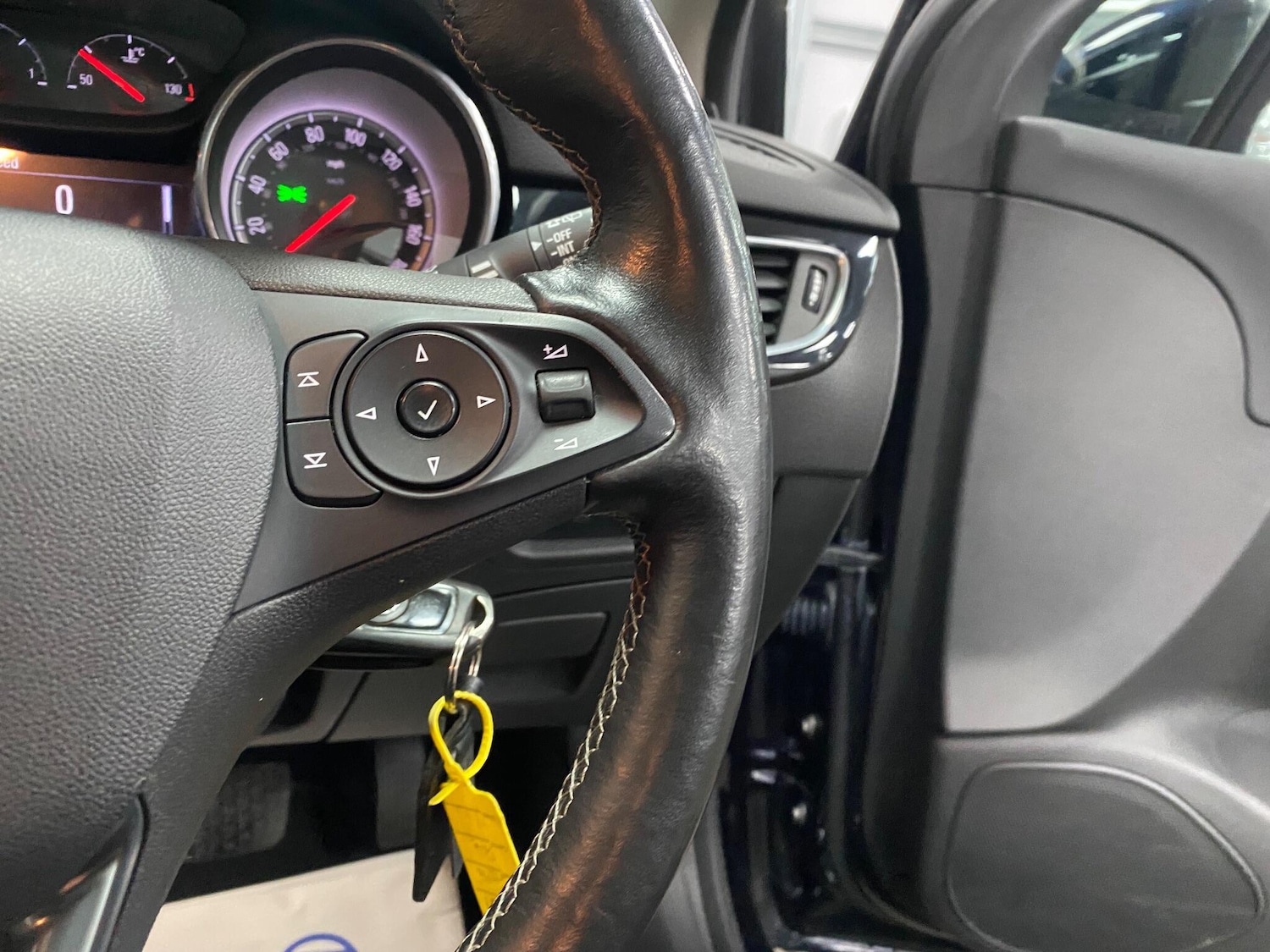 Used Vauxhall Astra 2018 for sale - 77091264: Photo 37