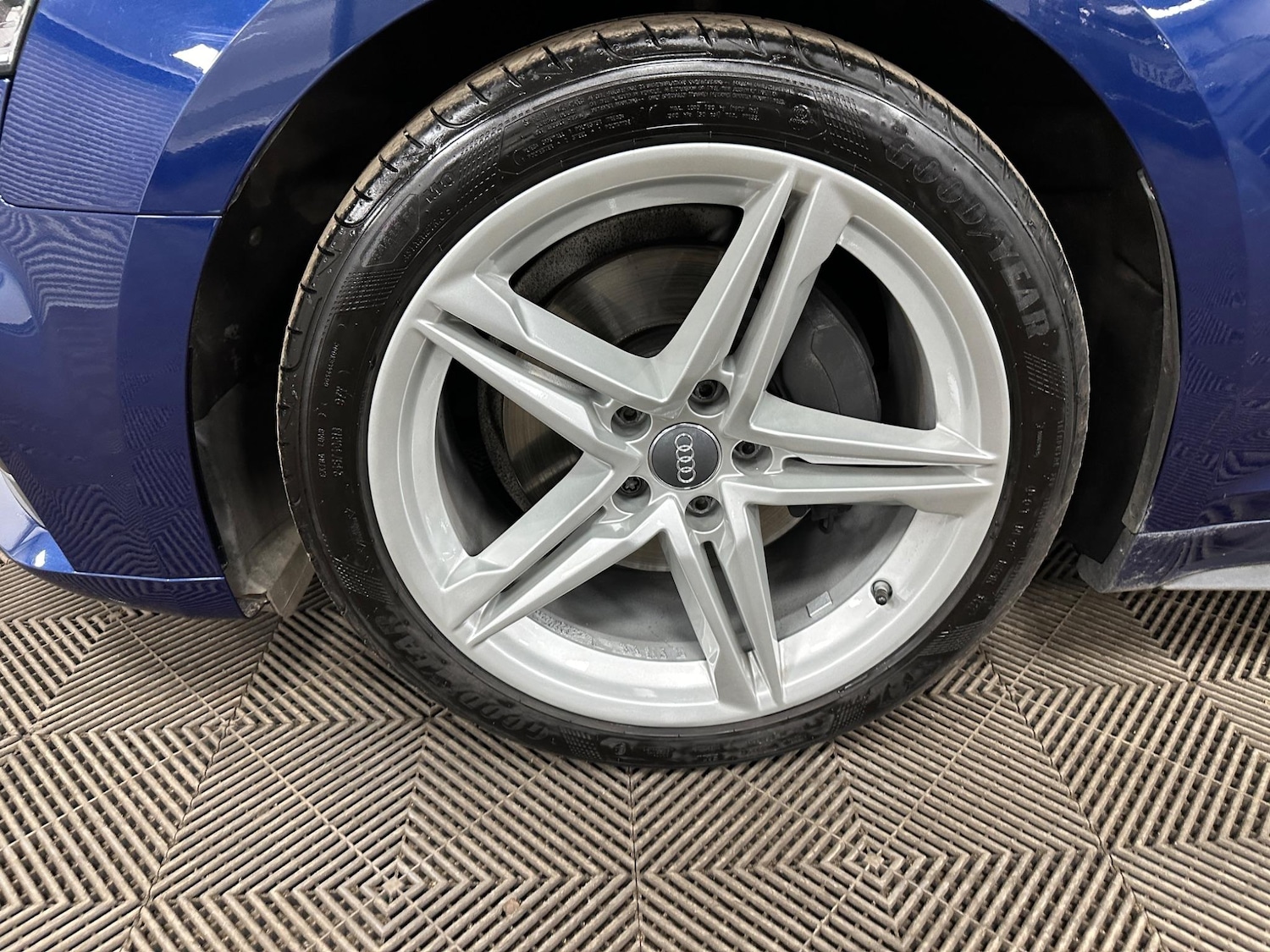 Used Audi A5 2018 for sale - 76123102: Photo 45