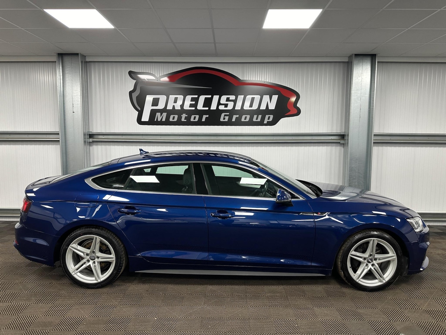 Used Audi A5 2018 for sale - 76123102: Photo 6