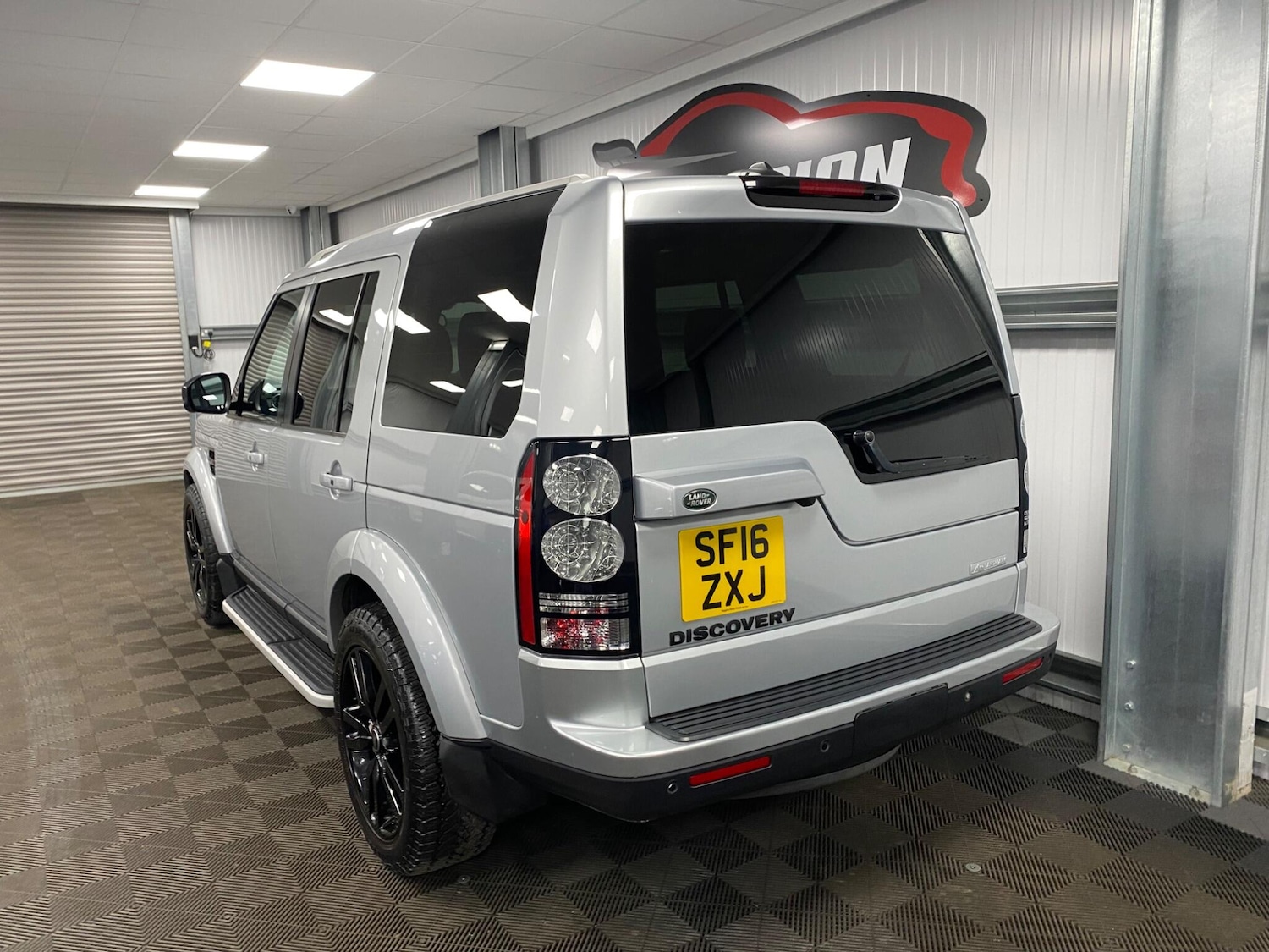 Used Land Rover Discovery 4 2016 for sale - 76021148: Photo 12