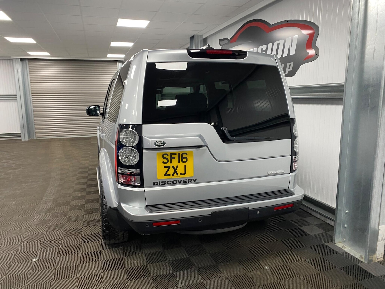 Used Land Rover Discovery 4 2016 for sale - 76021148: Photo 18