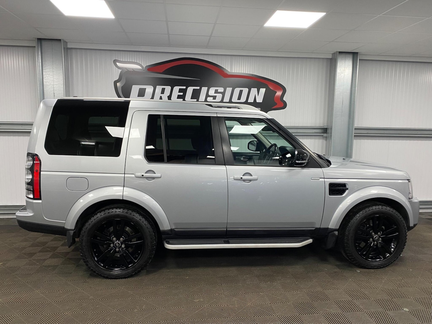 Used Land Rover Discovery 4 2016 for sale - 76021148: Photo 27