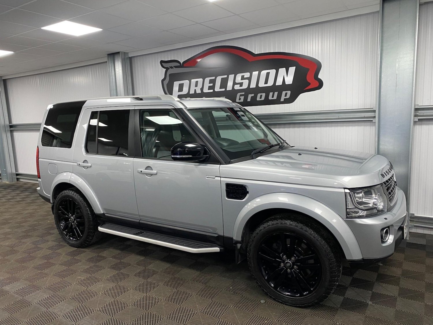 Used Land Rover Discovery 4 2016 for sale - 76021148: Photo 3