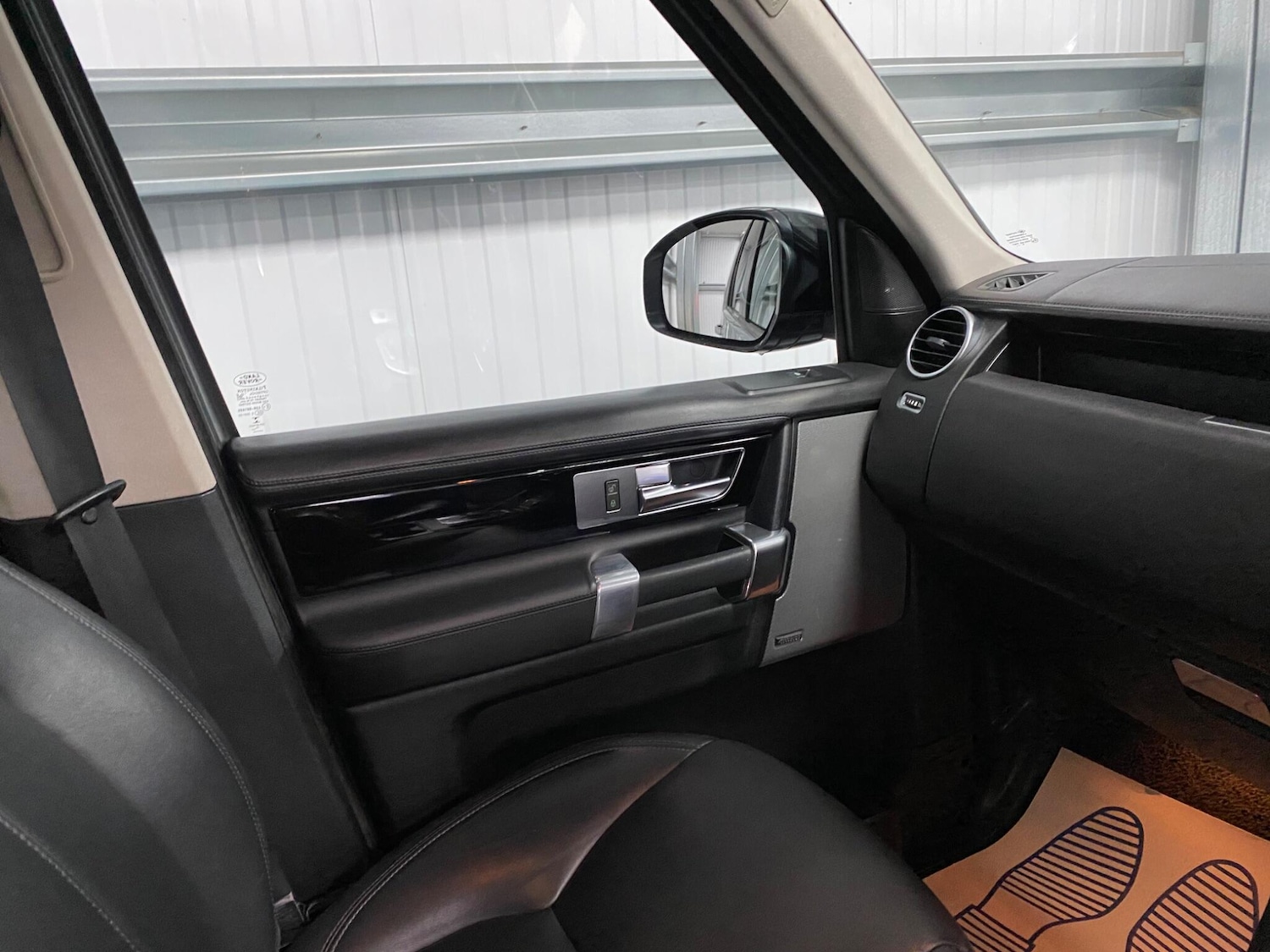 Used Land Rover Discovery 4 2016 for sale - 76021148: Photo 34