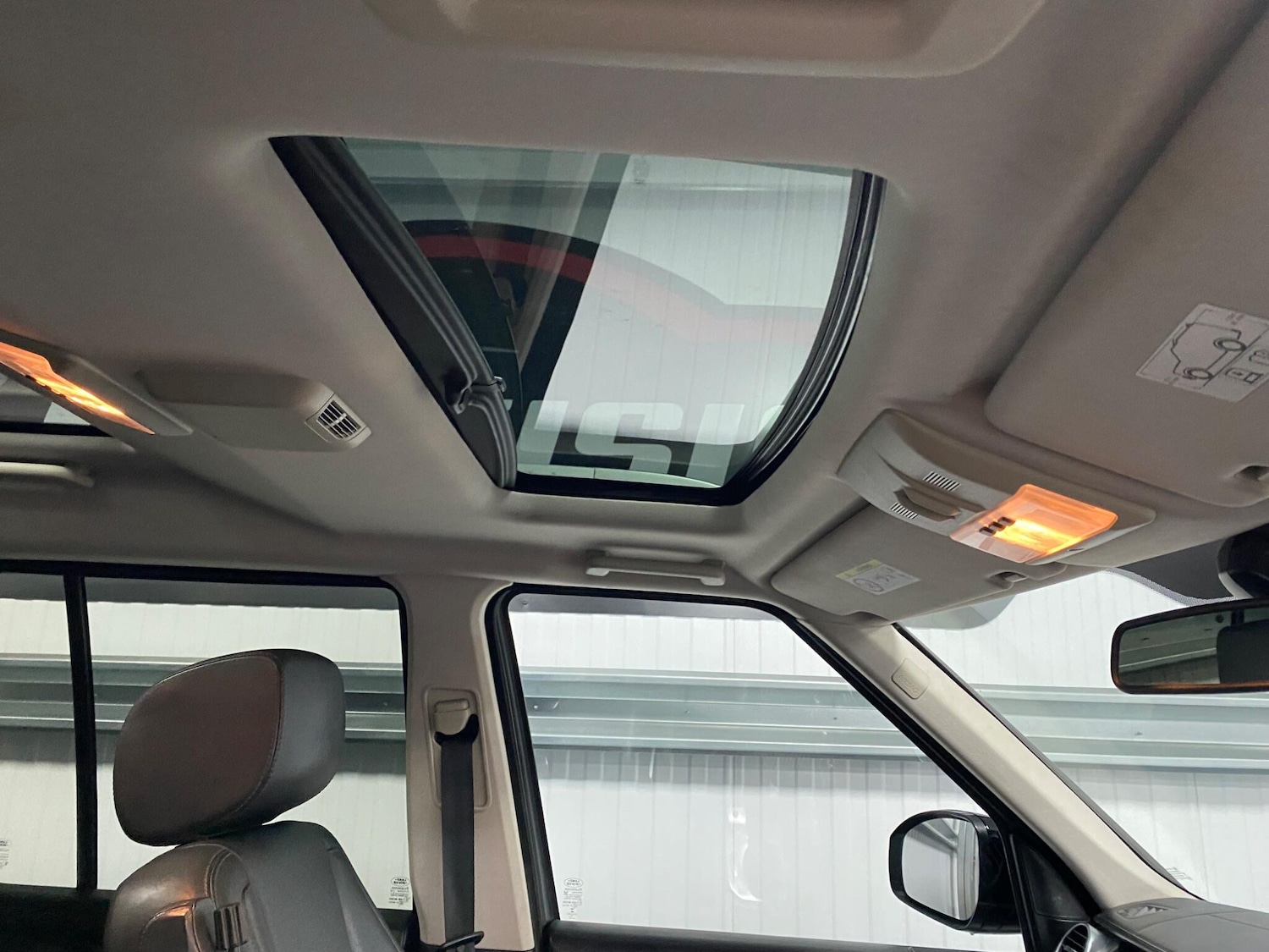 Used Land Rover Discovery 4 2016 for sale - 76021148: Photo 41