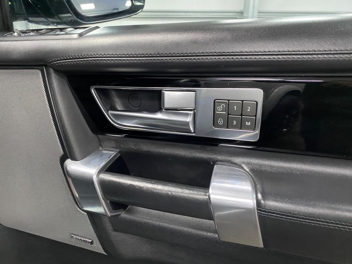 Used Land Rover Discovery 4 2016 for sale - 76021148: Photo 43