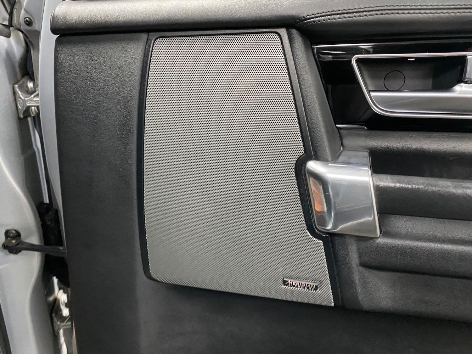 Used Land Rover Discovery 4 2016 for sale - 76021148: Photo 50