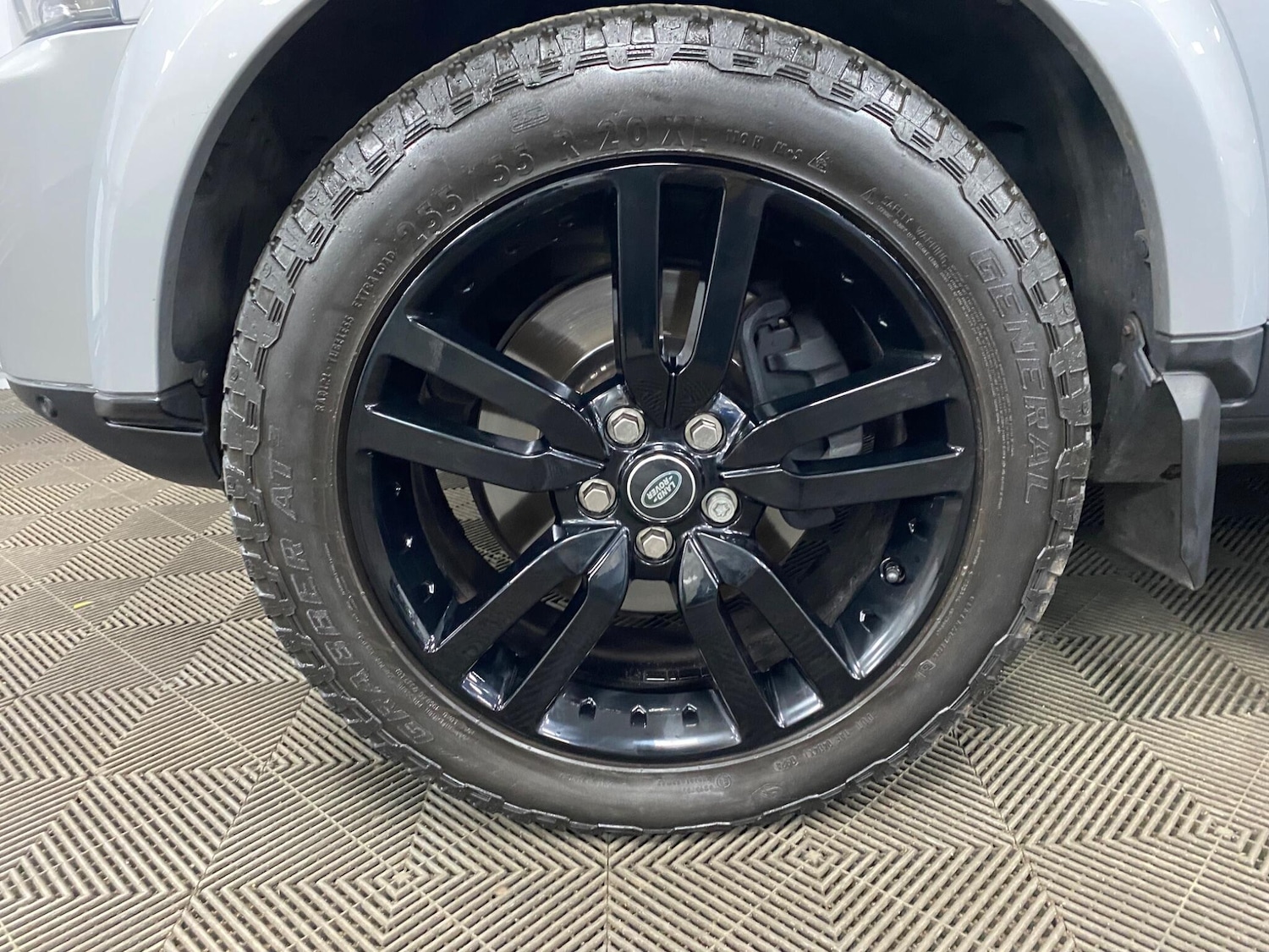 Used Land Rover Discovery 4 2016 for sale - 76021148: Photo 52