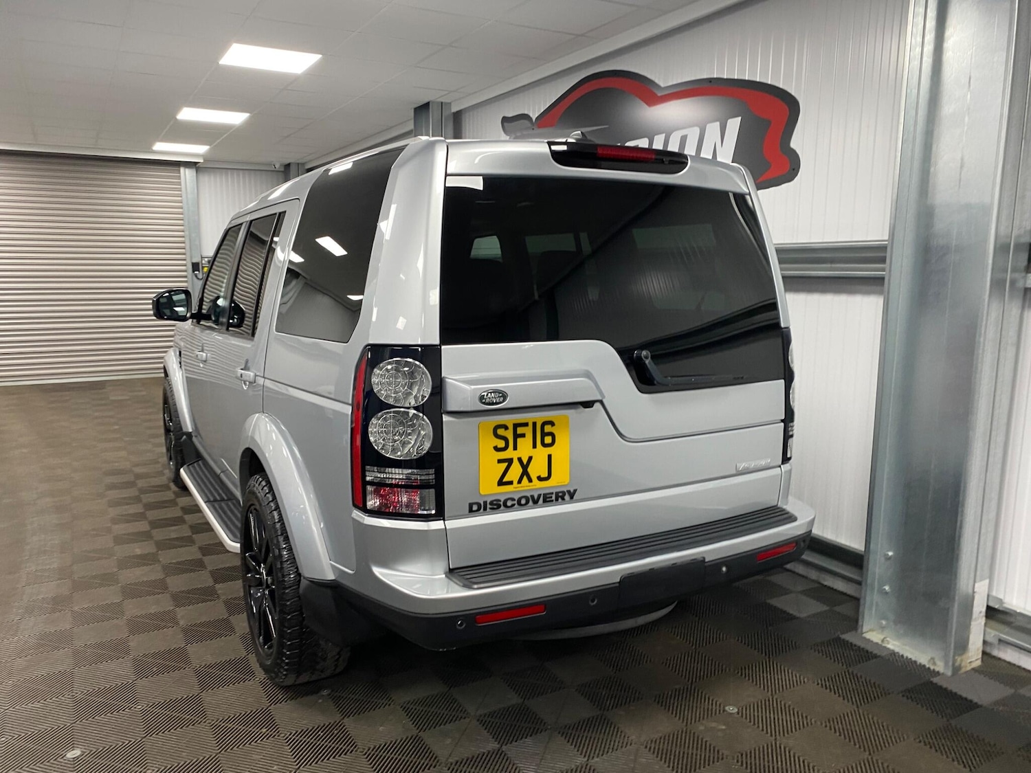 Used Land Rover Discovery 4 2016 for sale - 76021148: Photo 6