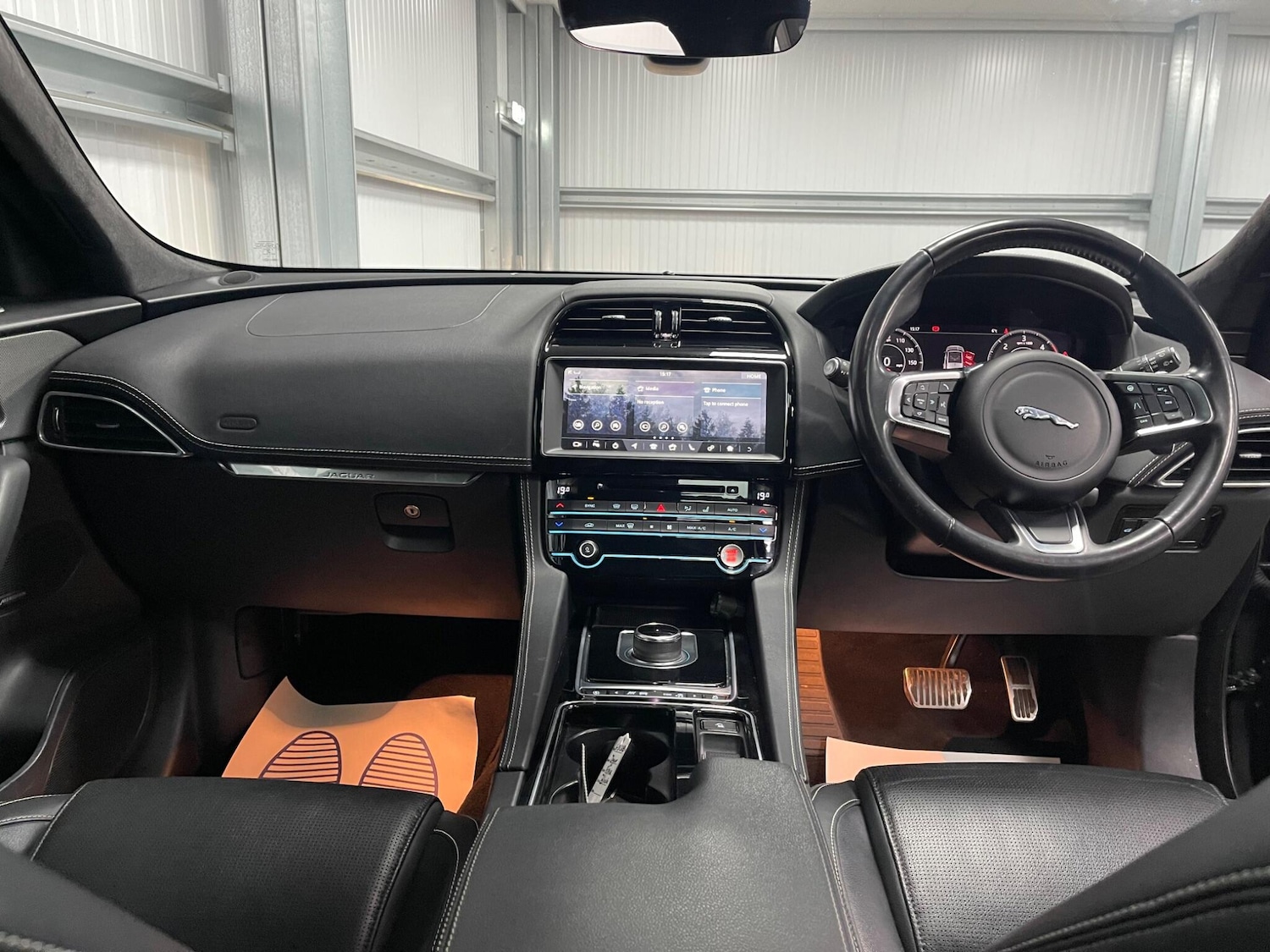 Used Jaguar F-Pace 2019 for sale - 78020414: Photo 34