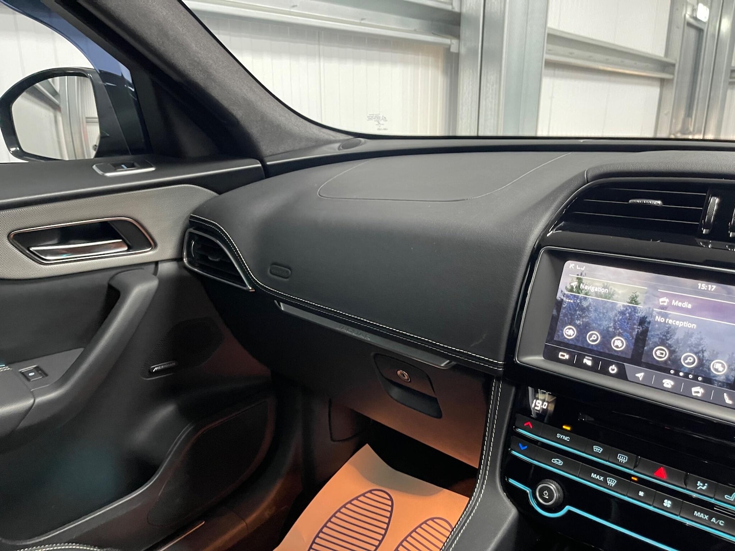 Used Jaguar F-Pace 2019 for sale - 78020414: Photo 43