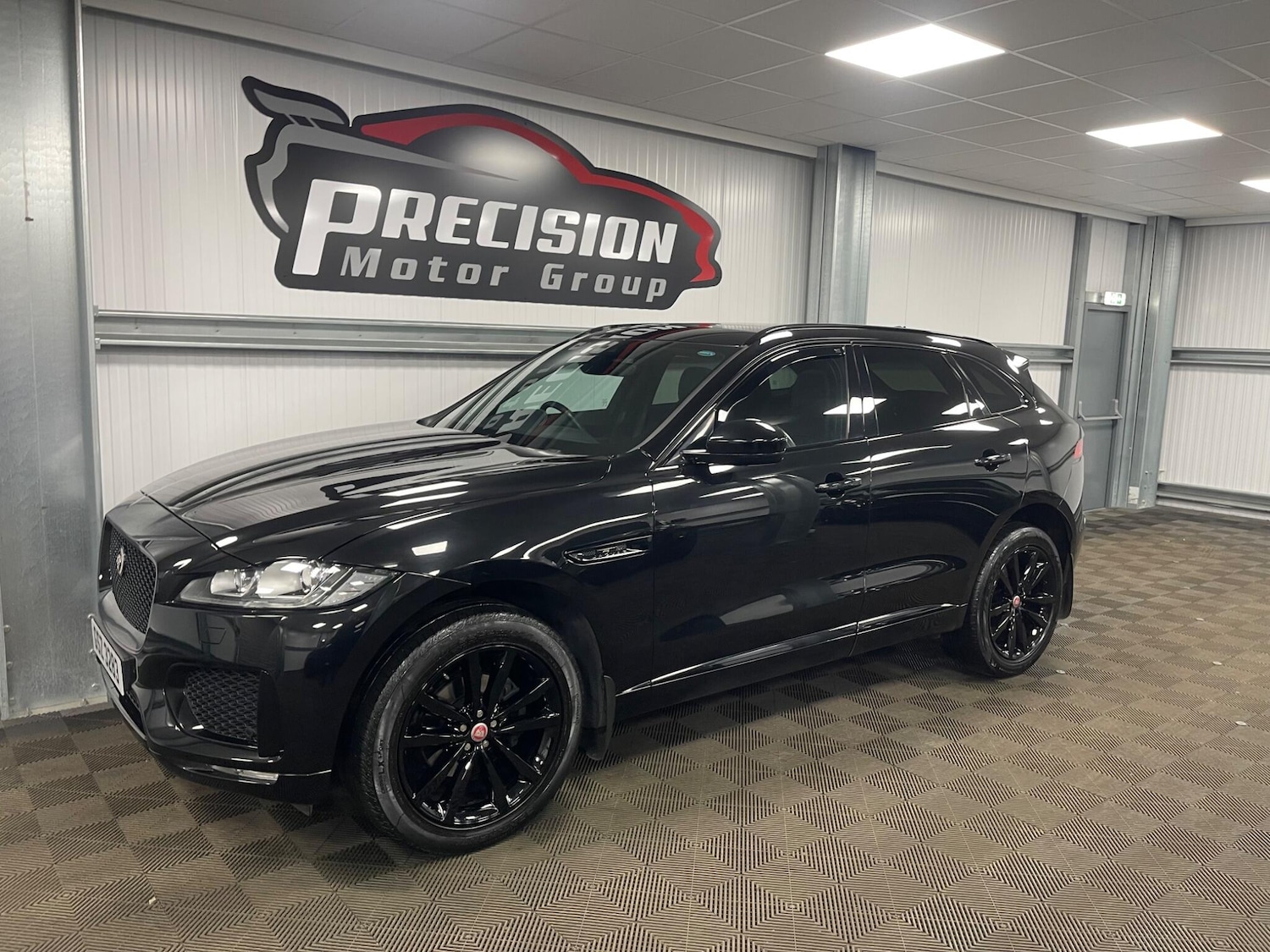 Used Jaguar F-Pace 2019 for sale - 78020414: Photo 6