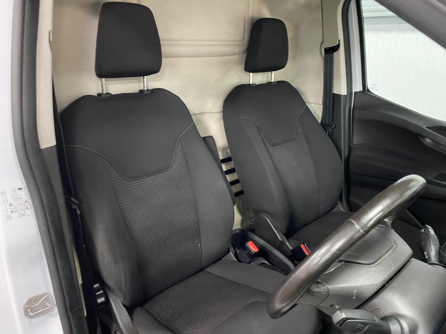 Used Ford Transit Courier 2020 for sale - 76993727: Photo 35