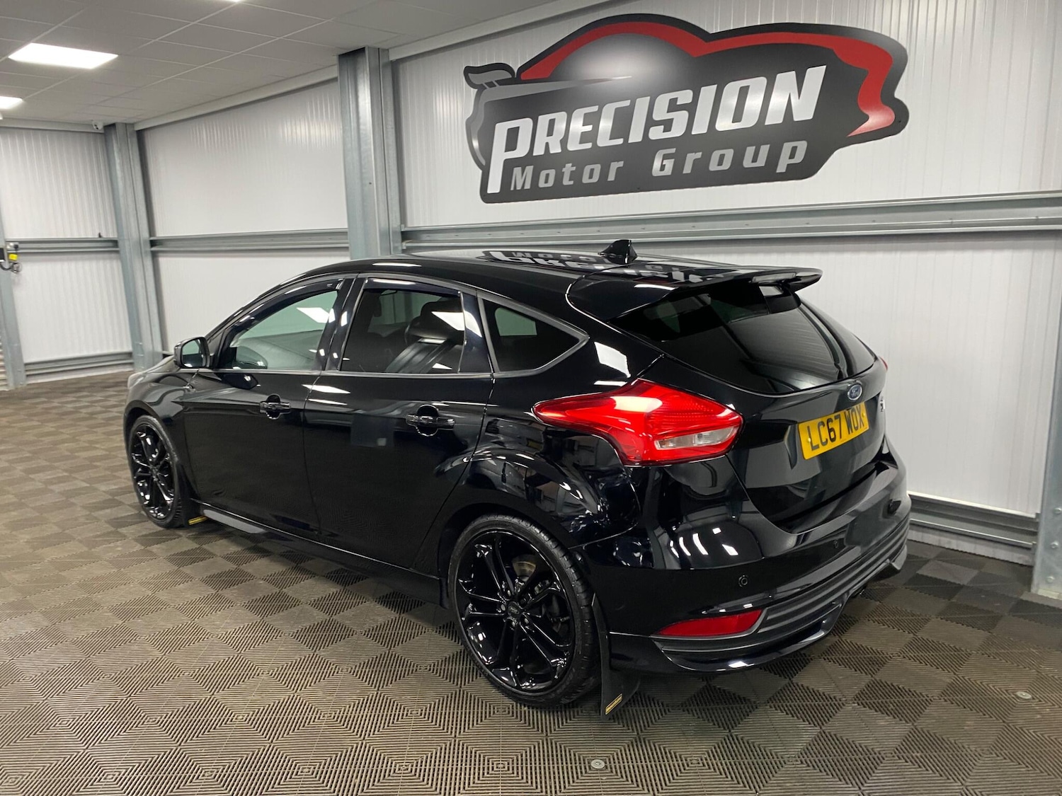 Used Ford Focus 2017 for sale - 76201272: Photo 12