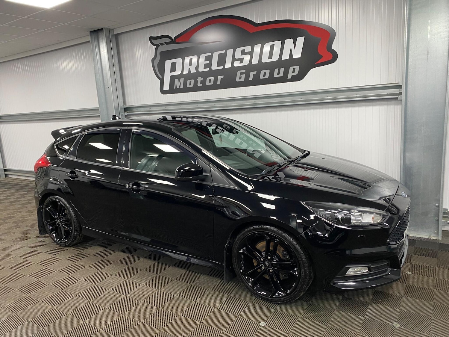 Used Ford Focus 2017 for sale - 76201272: Photo 4