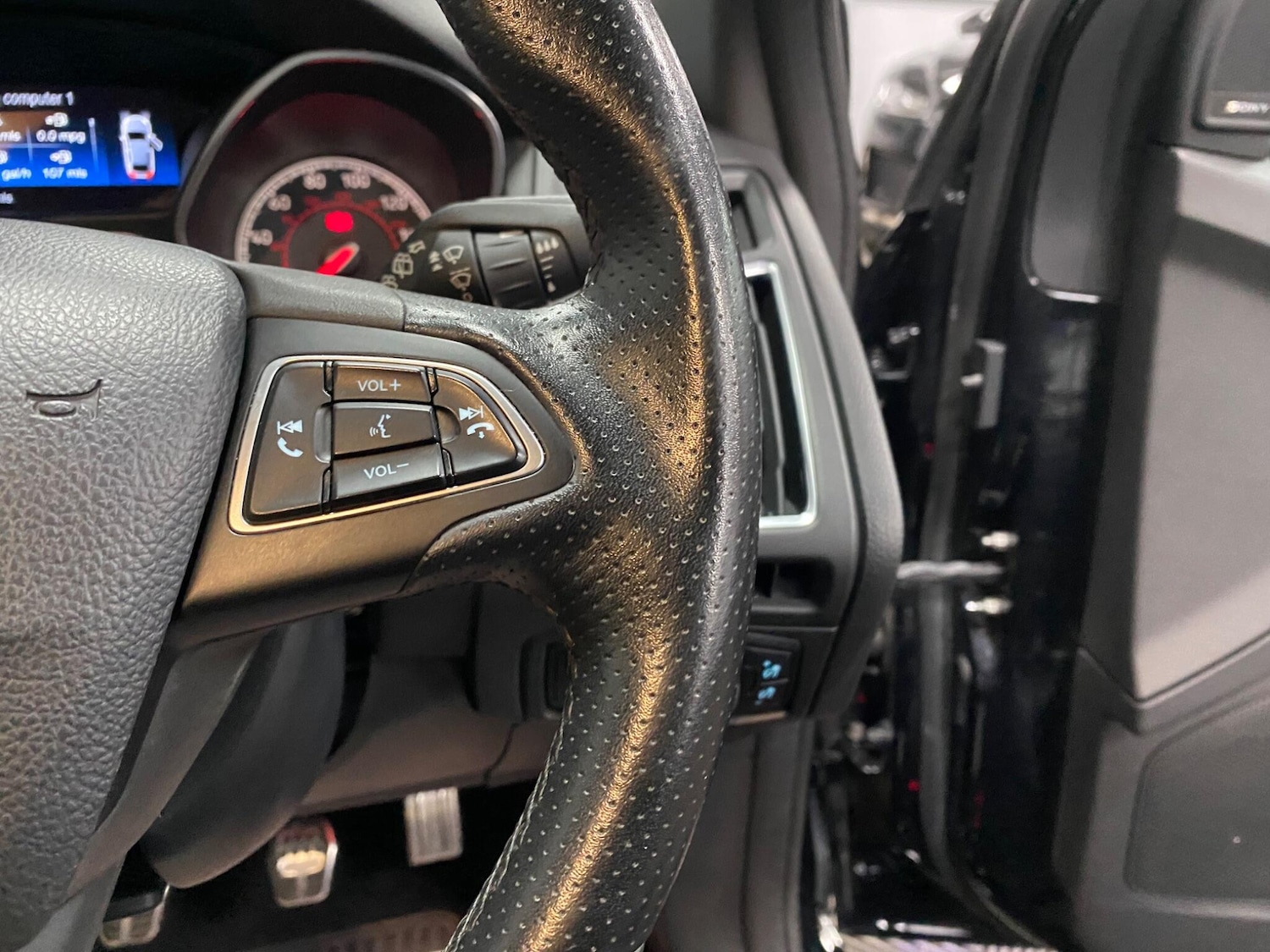 Used Ford Focus 2017 for sale - 76201272: Photo 41