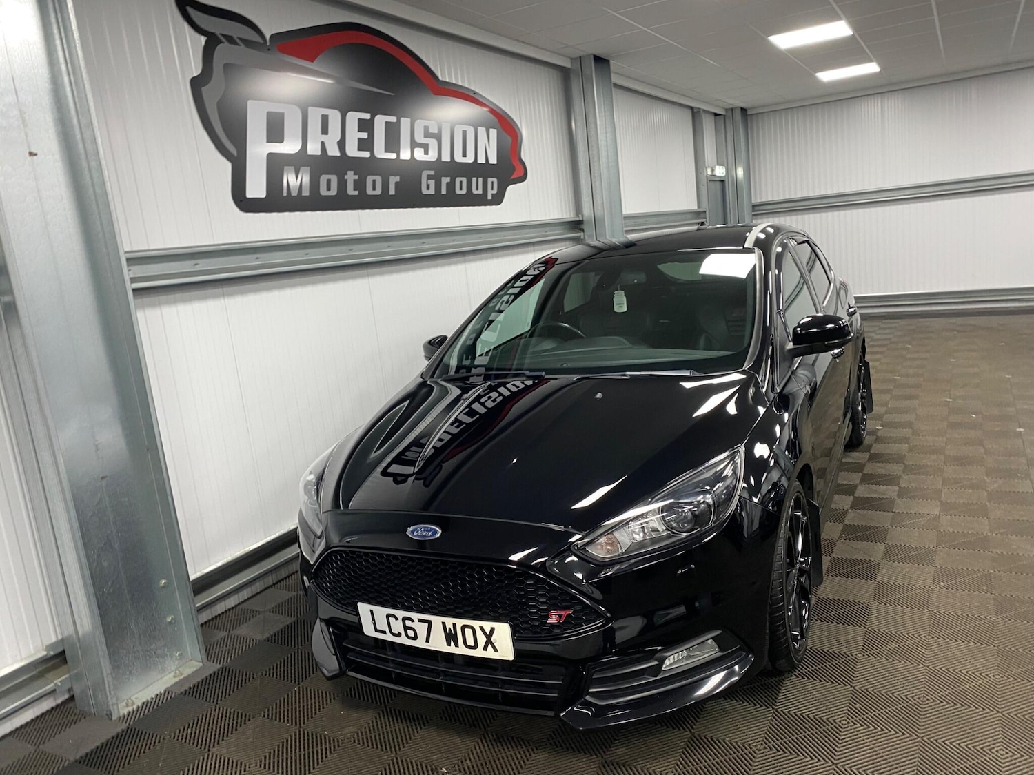 Used Ford Focus 2017 for sale - 76201272: Photo 9