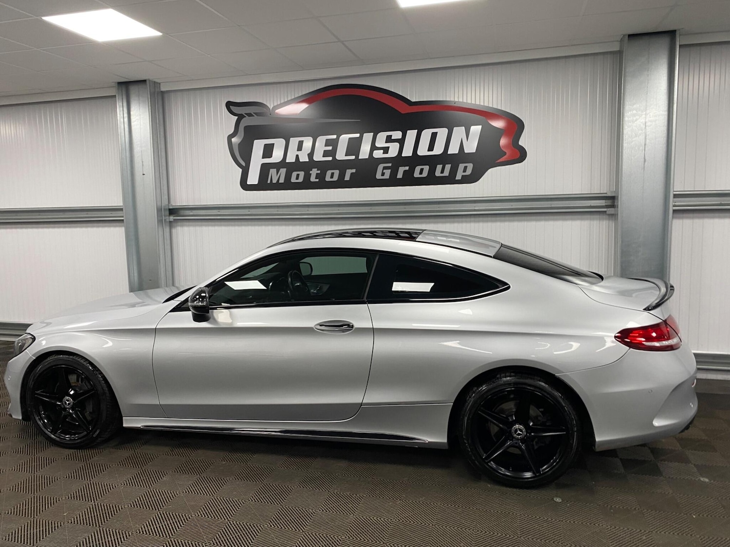 Used Mercedes-Benz C-Class 2018 for sale - 76153146: Photo 18