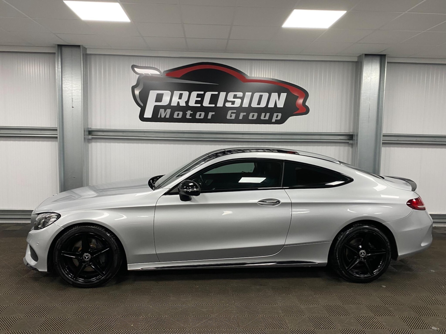 Used Mercedes-Benz C-Class 2018 for sale - 76153146: Photo 20