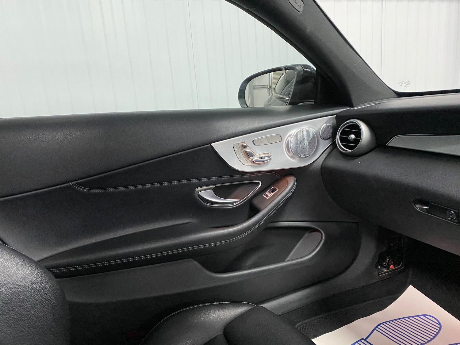 Used Mercedes-Benz C-Class 2018 for sale - 76153146: Photo 32