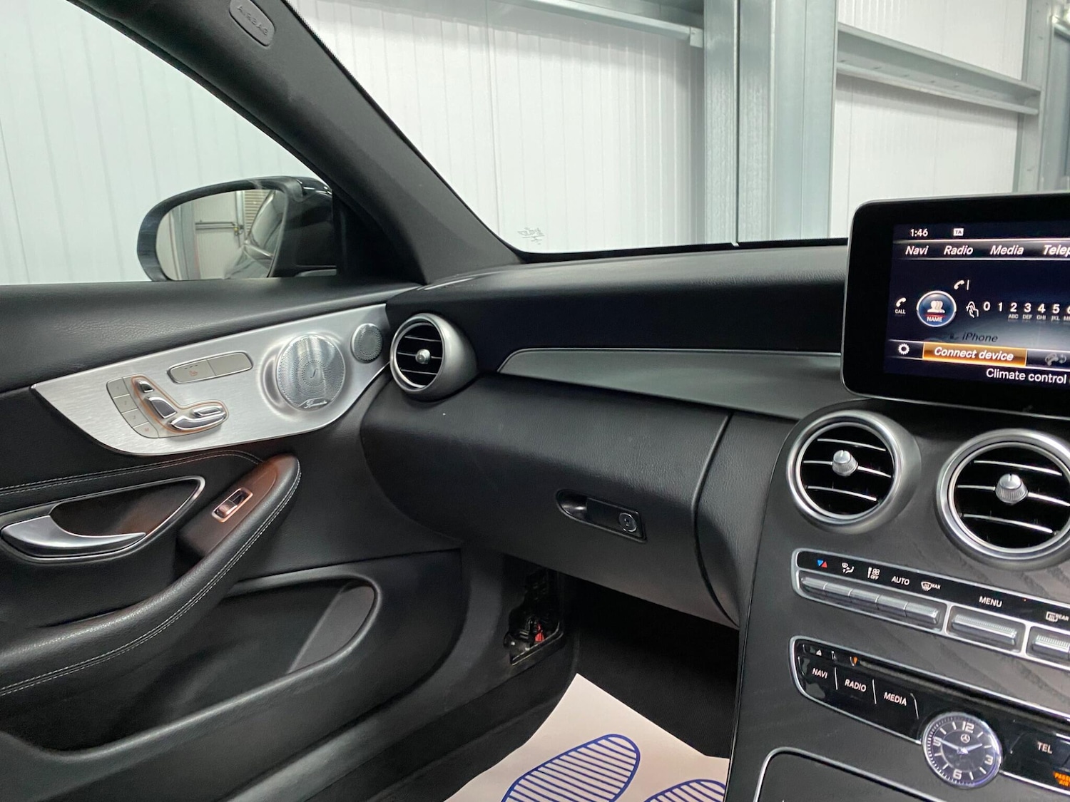 Used Mercedes-Benz C-Class 2018 for sale - 76153146: Photo 33