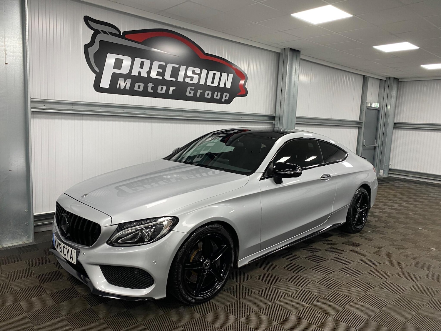 Used Mercedes-Benz C-Class 2018 for sale - 76153146: Photo 5
