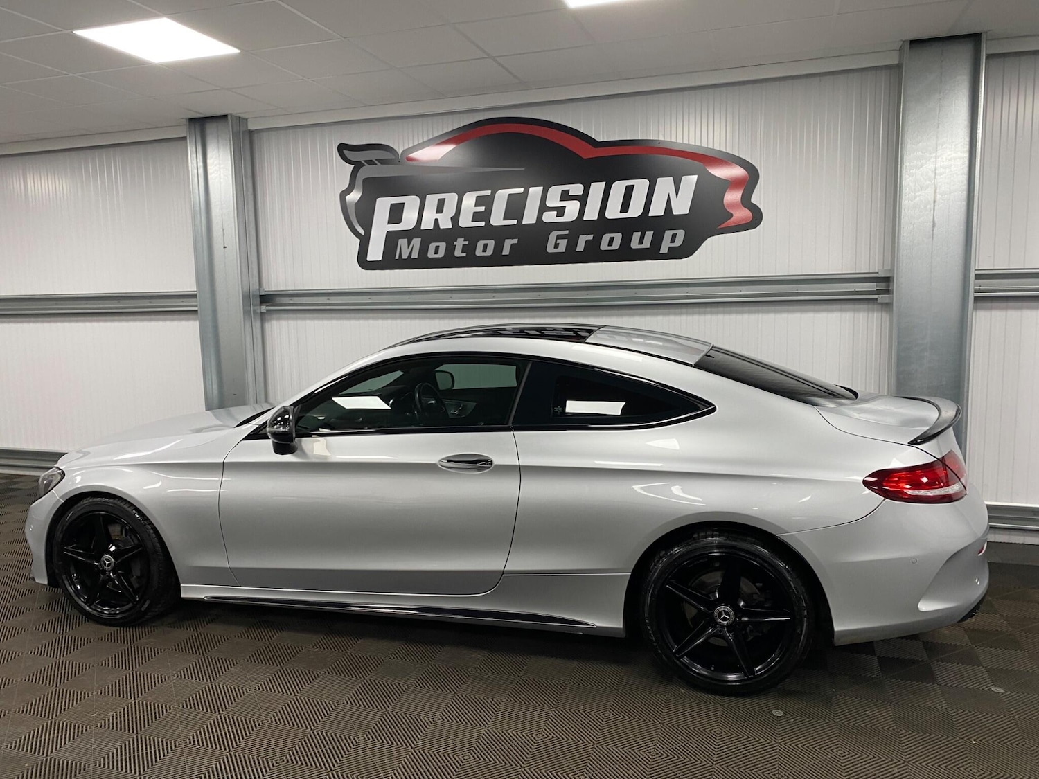 Used Mercedes-Benz C-Class 2018 for sale - 76153146: Photo 7